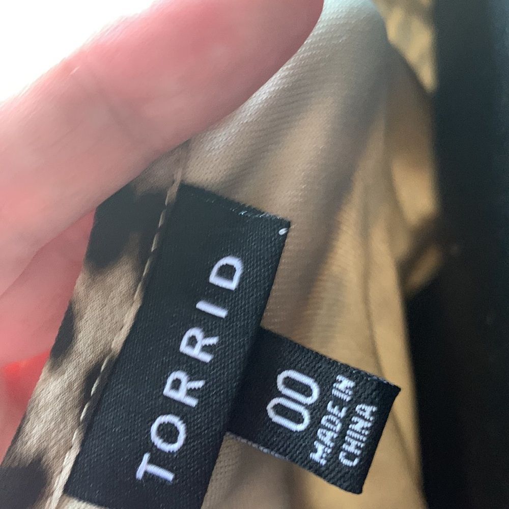 torrid Leopard Print Maxi Dress in Tan and Black - Picture 5 of 5